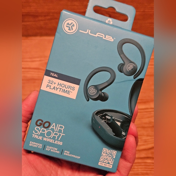 JLab Go Air Sport True Wireless Bluetooth Headphone Teal Blue - Picture 4 of 4